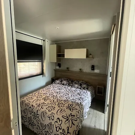 La Carabasse Mobilhome Campsite Vias